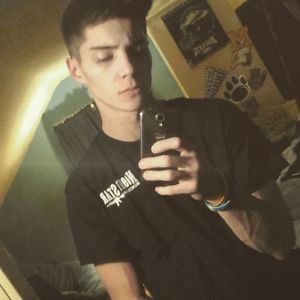 Meet your Posher, Aaron